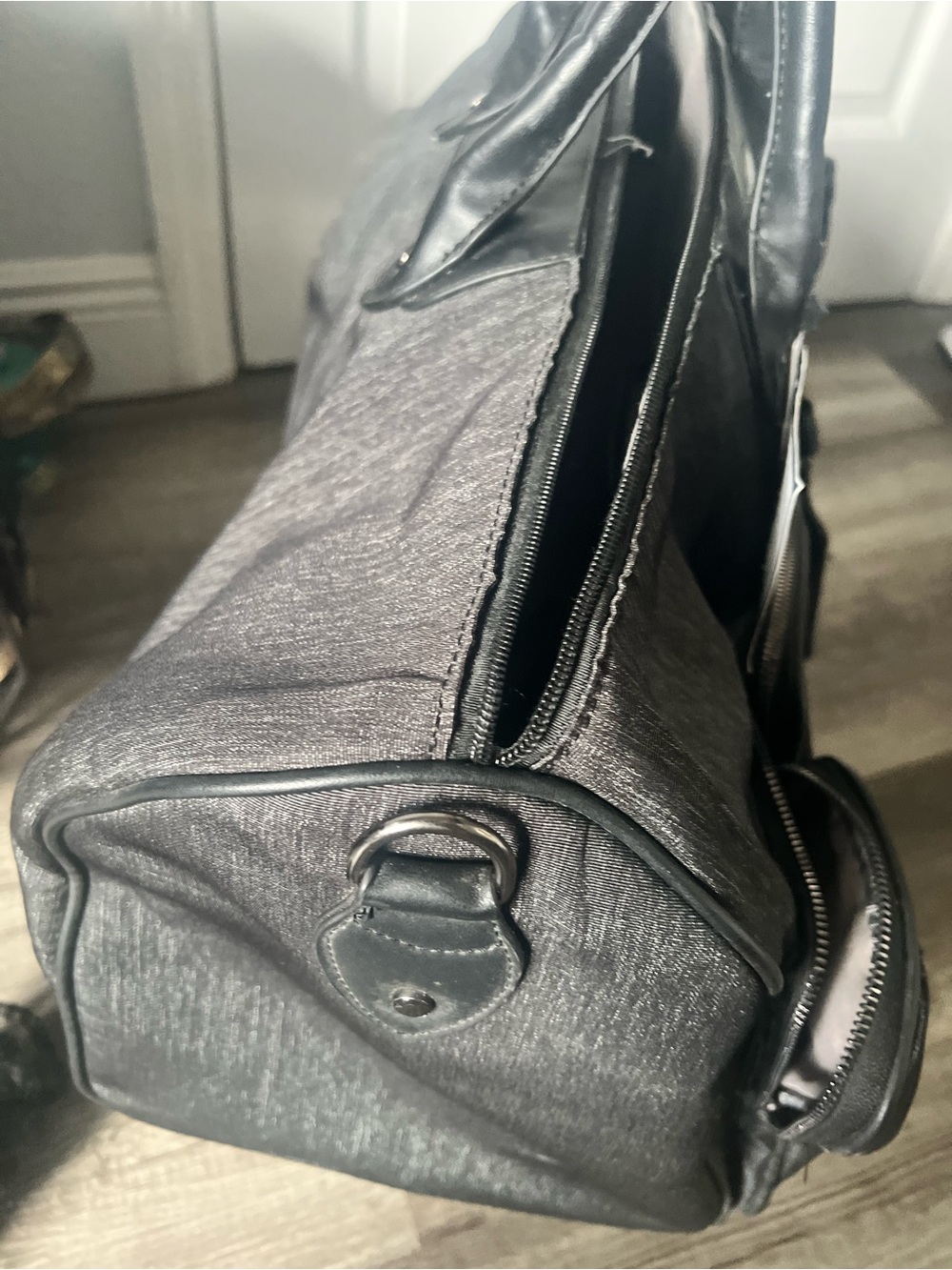 Adrienne Vittadini Black Men's Duffel Bag with Front Pockets - Picture 3 of 4